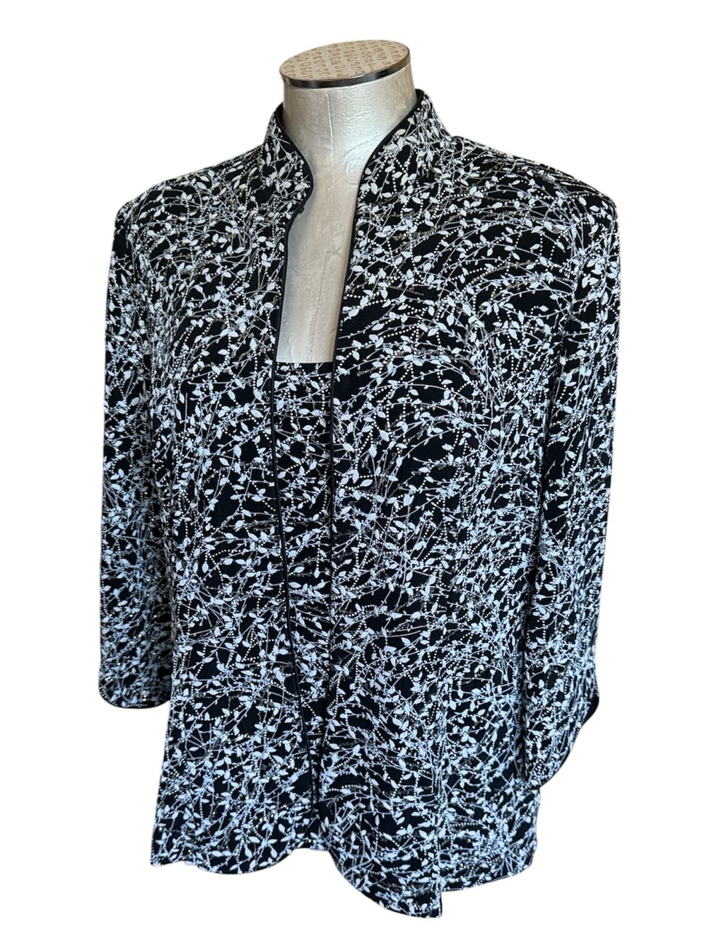 Alex Evenings Size L Textured Glitter Knit Twin Set Top & Jacket Black White
